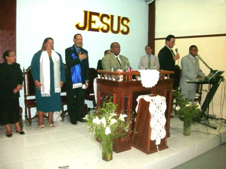 Diácono Ailton na Direção dos Trabalhos 